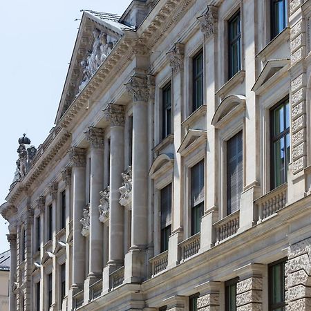 Rosewood Munich Hotel Exterior photo