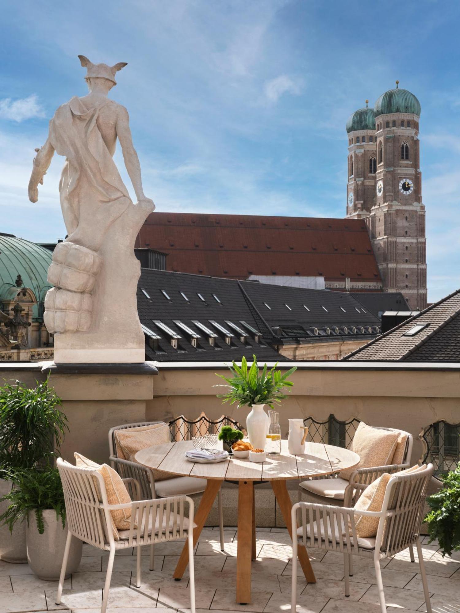 Rosewood Munich Hotel Exterior photo